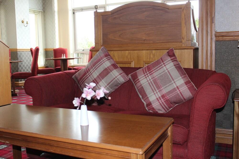Cairn Hotel Bathgate Exterior foto